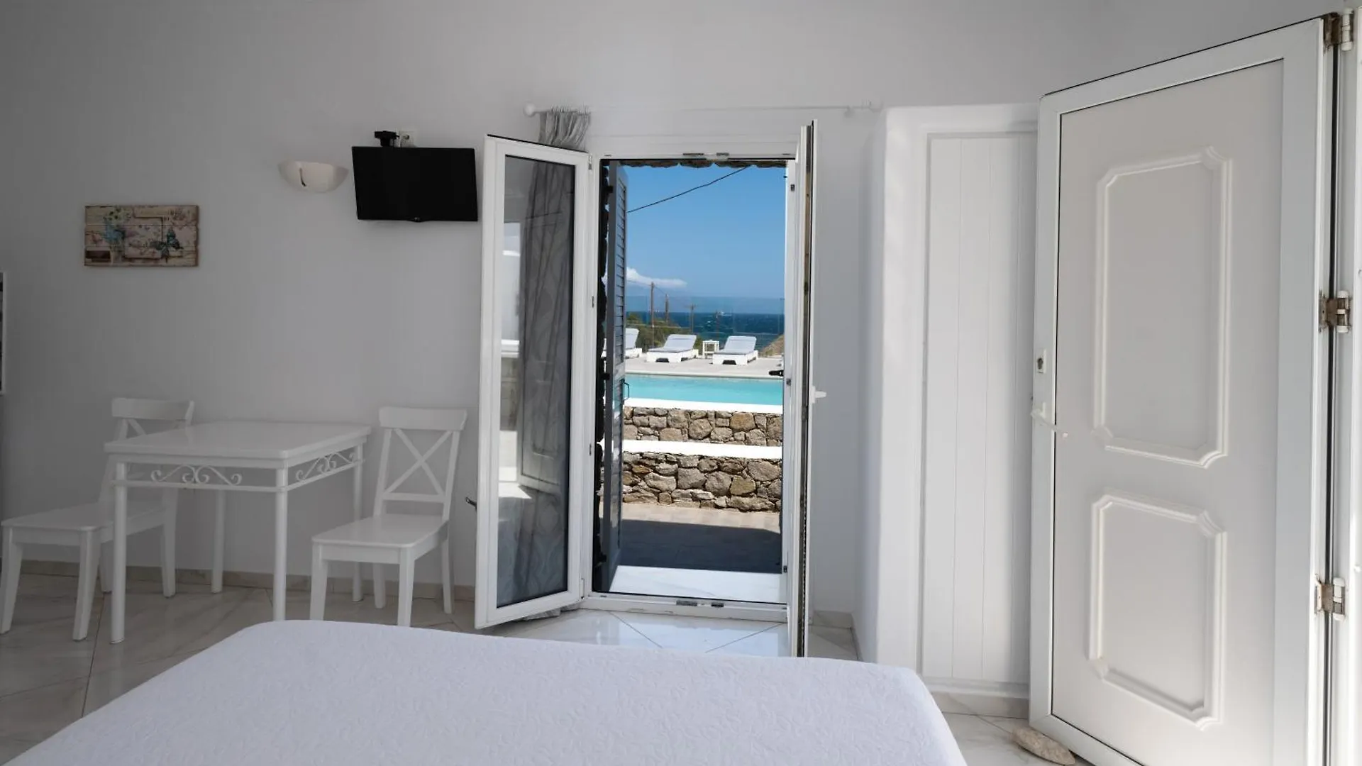 Anixi Hotel Ornos