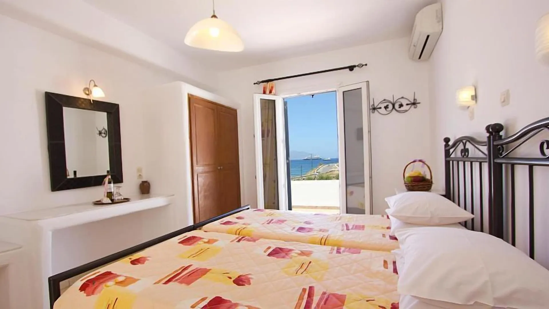 Anixi Hotel Ornos  Ornos (Mykonos)