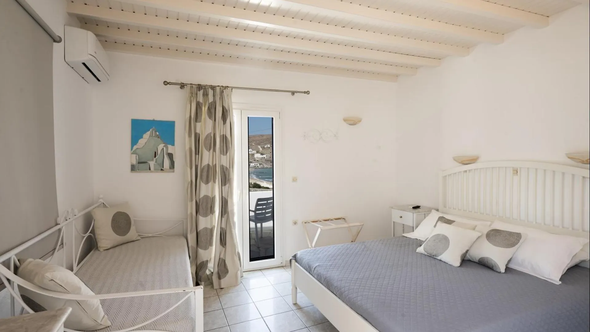 Anixi Hotel Ornos  2*, Ornos (Mykonos) Grécia