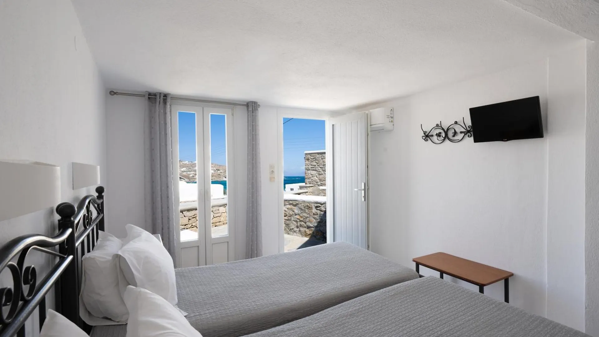 Anixi Hotel Ornos